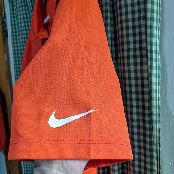 Nike Golf XL Men's Shirt - Picture 4 of 4